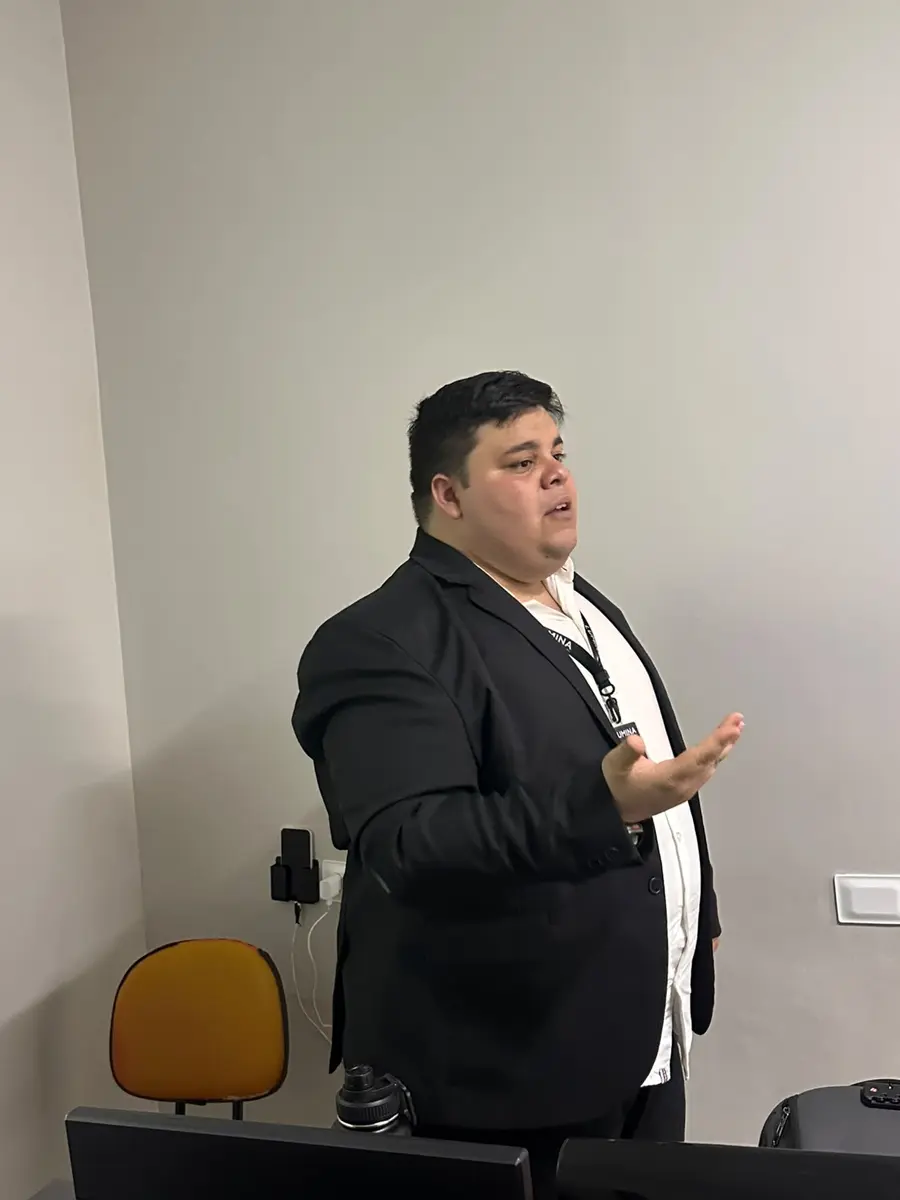 Paulo Vinícius em palestra — foto 4